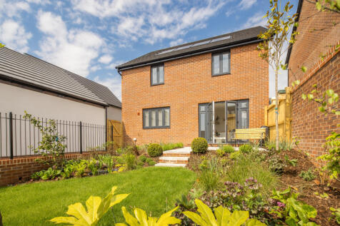 A1599 DWH Pentref Llewelyn Kirkdale garden