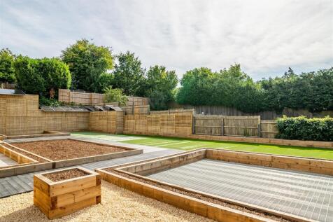 Garden 3.jpg