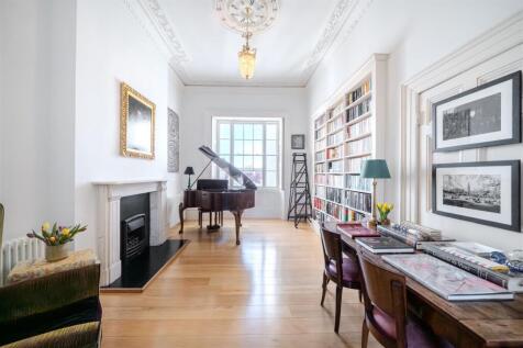 8 bed, 4 bath Town House in Bristol - Photo 4