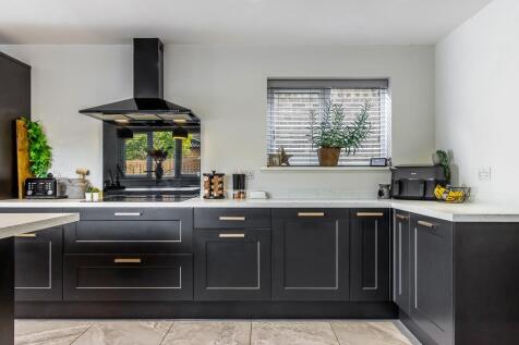 90 Seas End Road (Surfleet)-31.jpg