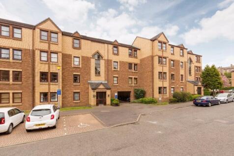 Save time, register your interest for this property via Gilson Gray's website! A well presented two double bedroom furnished top floor flat is set within a modern development in Craighouse Gardens.