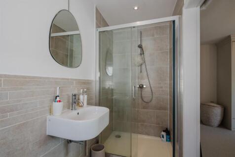 En Suite Shower Room