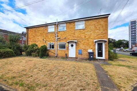 We are pleased to introduce a first floor, two bedroom flat with Parking. Available Now. Deposit Amount = £917.00 EPC Rating = Awaiting Council Tax Band = A