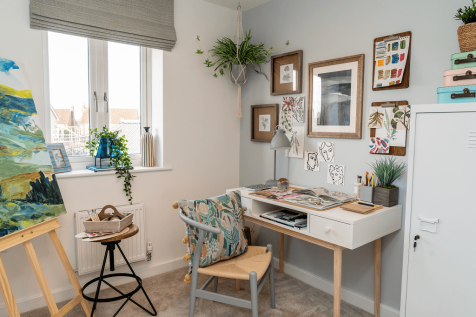 Similar Show Home