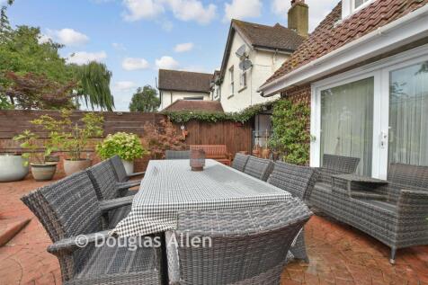 Patio / Decking