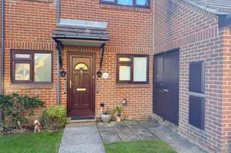 1 Bedroom House in PO22 7ST