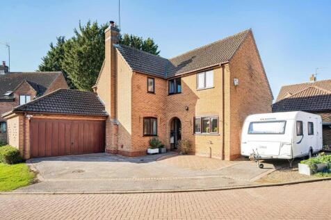 6 Whitecroft Gardens