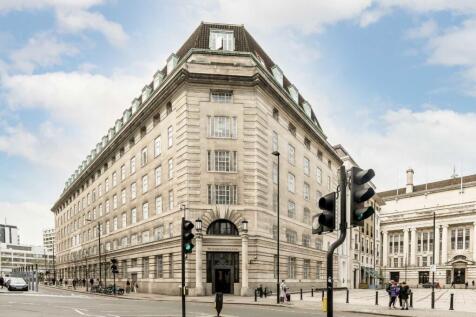 A well-presented two bedroom, two bathroom property, spanning 924sqft, on the third floor of the sought after County Hall development by The London Eye. Residents have access to 24 hr concierge, gym,