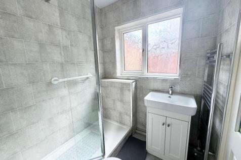 Ground Floor Bathroom