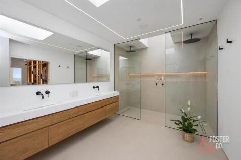 Dyke Road 77a - The One - 00008.jpg