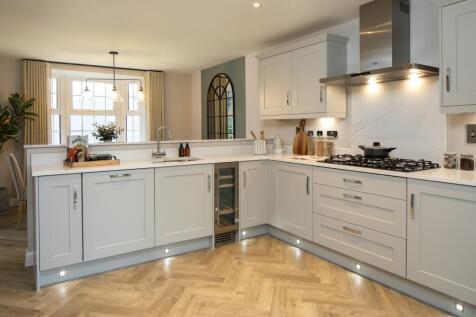 Kitchen in 4 bedroom Wychwood