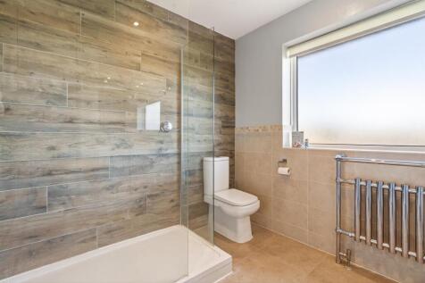 32 Harsfold Road Final-14.jpg