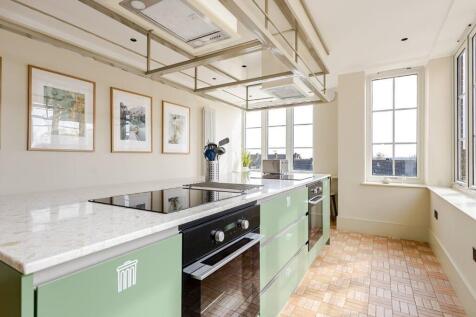 Communal Kitchen