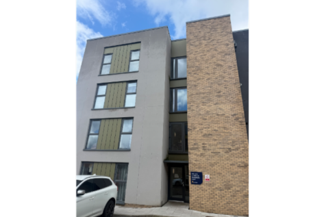 2 Bedroom Flat in EH54 6FY