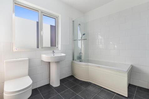 A16 - 20 Osney Avenue, Paignton - 250228