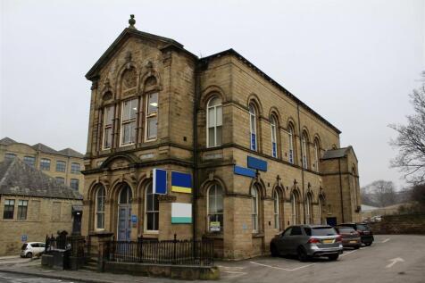 Commercial Property to rent in batley
