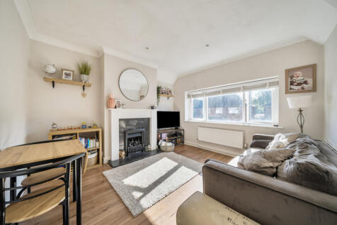 1349569-12-68bab0...