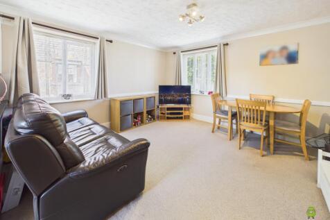 Presented by Clinton at EweMove Bexleyheath and Da