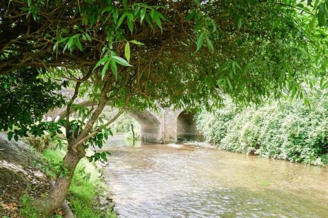 RIVER DETAIL