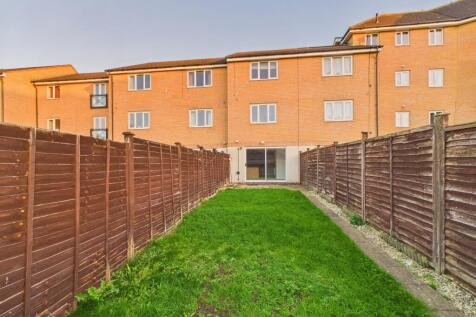 CAM01909G0-PR0430-STILL021