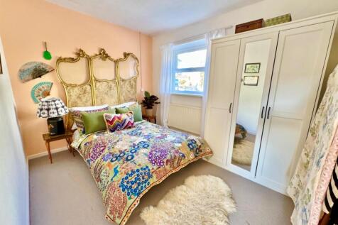 PHOTO-2025-04-07-19-38-15 (20).jpg