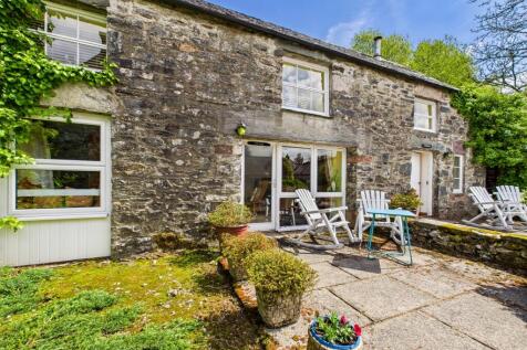 CAM03481G0-PR0098-STILL034