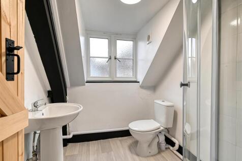 42 Riverside -13.jpg