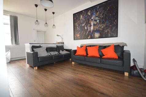 STUDENTS ONLY!! Available July 2026! Fantastic 5 bed property which has recently been refurbished to an extremely high standard. Bills included with a huge increase on the cap to reflect the increase