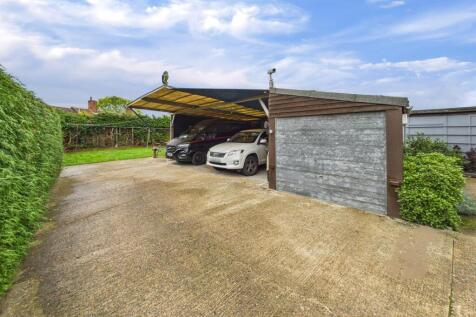 Garage & Carport