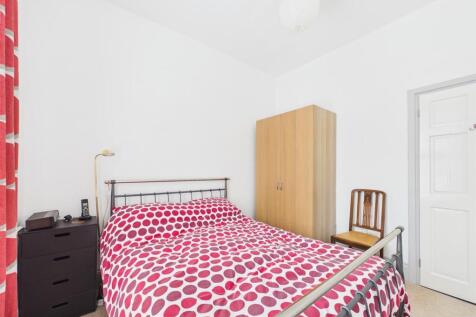 bed 2 2.jpg