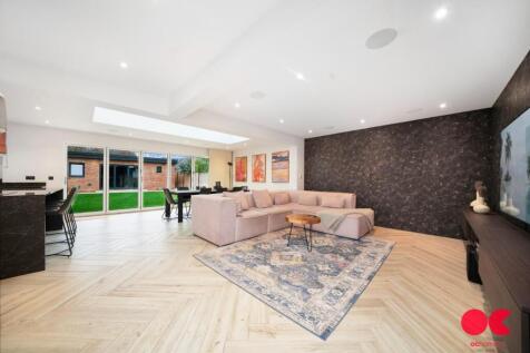 Photo 11-11-2025, 13 55 38.jpg