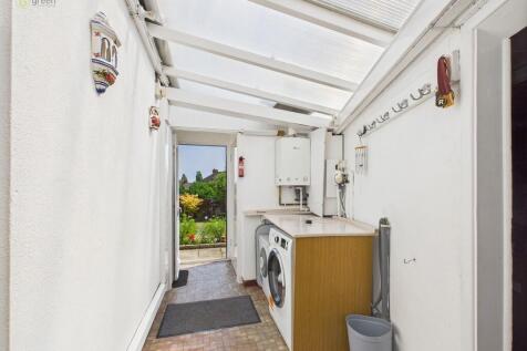 CAM03830G0-PR0194...