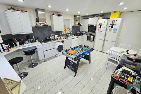 8 Bedroom House in B29 6EG