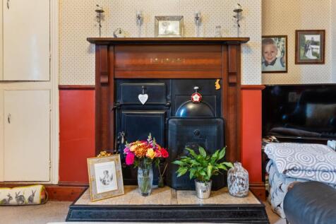 Sitting/Dining Room