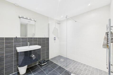 Large Well-Appointed En-Suite Shower Room