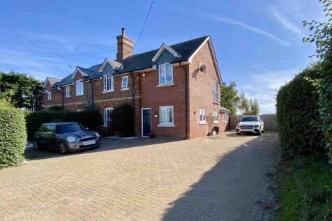 4 Bedroom Semi Detached Cottage For Sale