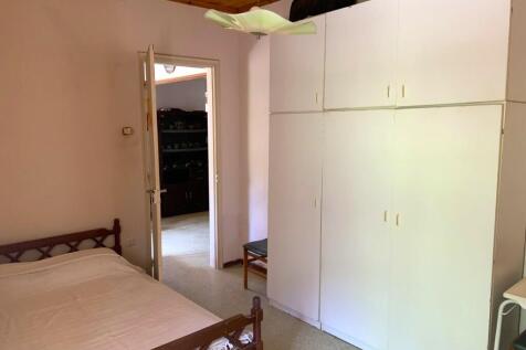 Ground floor bedroom