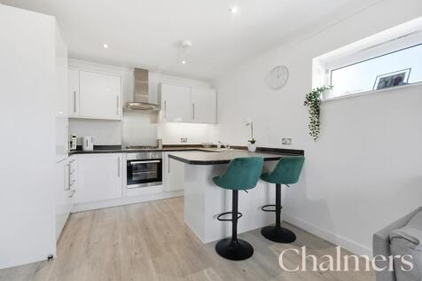 Kitchen/Living Area