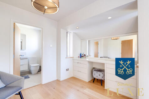 Logo Luxe (4 of 5...