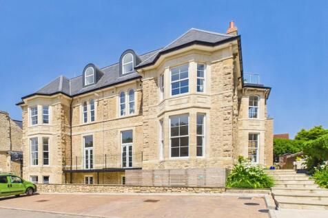Bay Court (Front)