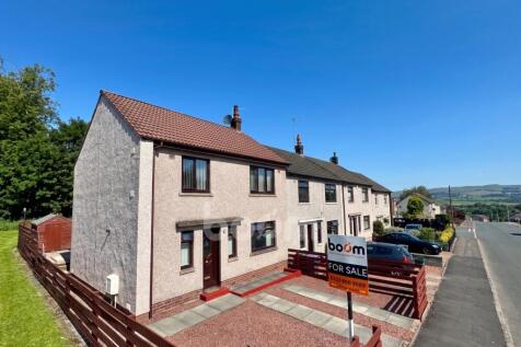 Chestnut Avenue, Beith, three bedroom three end te