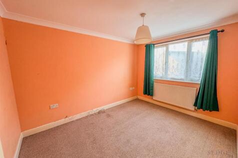 16 barge close-08.jpg