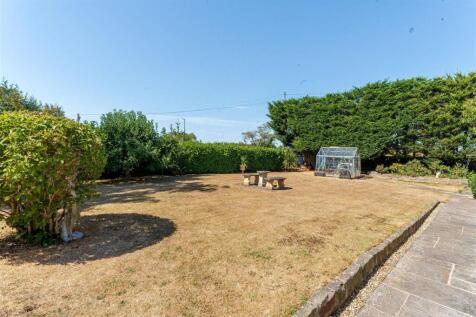 2 - side garden.jpg
