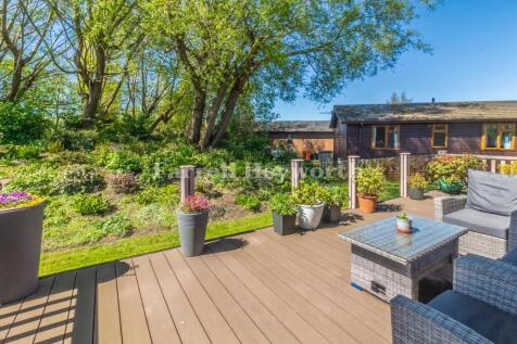 Decking Area image 3