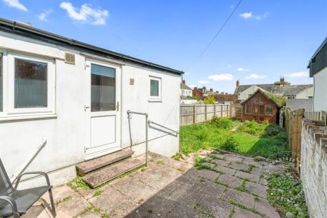 Gelligaer Gardens, Hern Crabtree (20).jpg