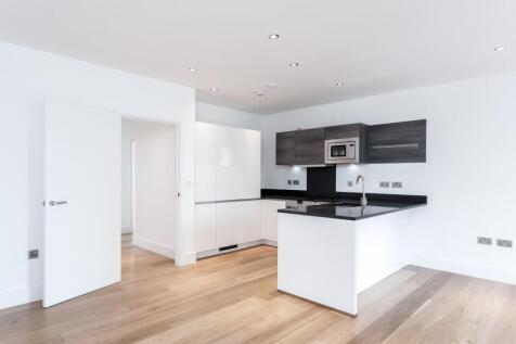 Reception/kitchen