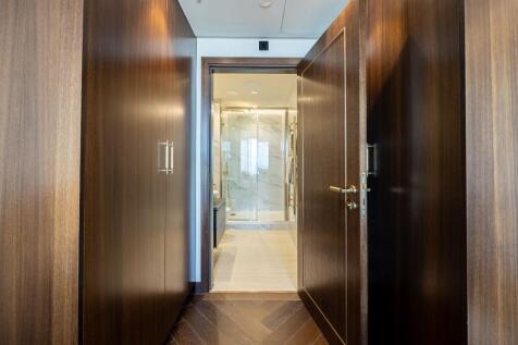 2 bed, 3 bath Apartment in Manchester - Photo 40