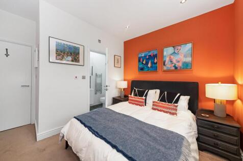 2 bed, 2 bath Apartment in manchester - Photo 8