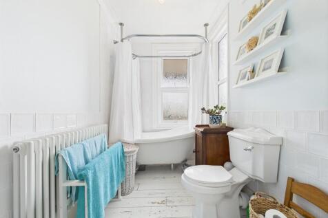 CAM01085G0-PR0592...