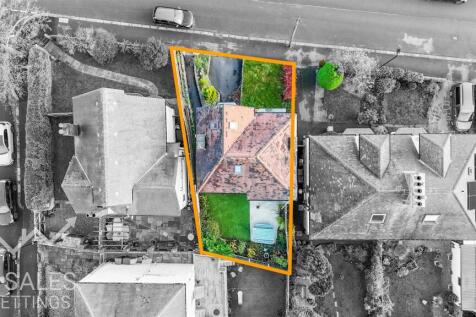 dji_fly_20251202_150130_0264_1764687700381_photo.j